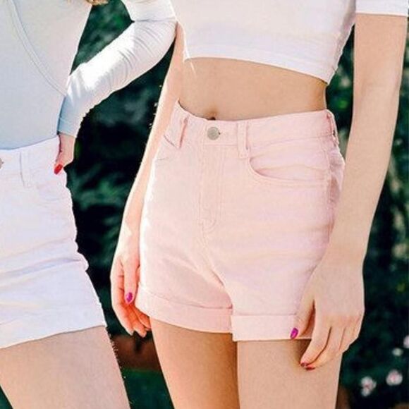 Chuu Korean Brand Pink Shorts - Picture 4 of 6